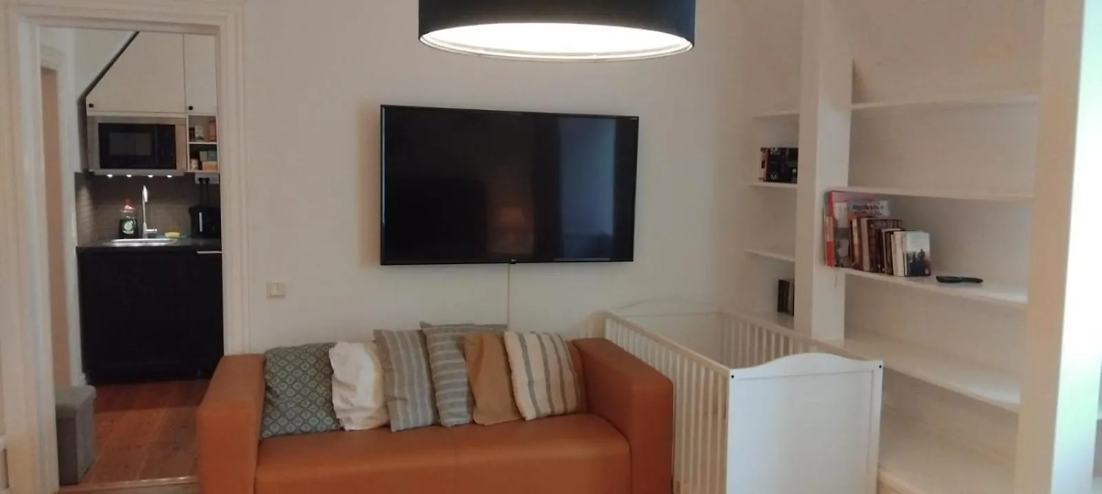 Private One Room Apartment In Old Town Stockholm